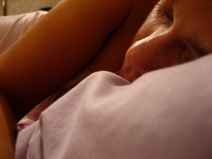 Allergia a letto: come “scacciare” gli acari dal materasso