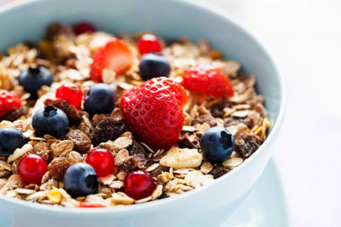 Cereali a colazione, come sceglierli per stare bene e mantenere la  linea