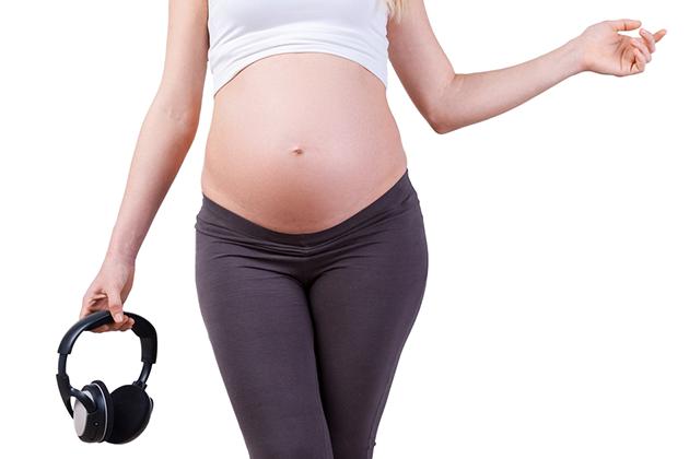 Restare in forma in gravidanza grazie alla danza del ventre