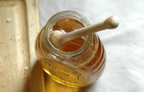 La dieta del miele per perdere 2 kg in una settimana
