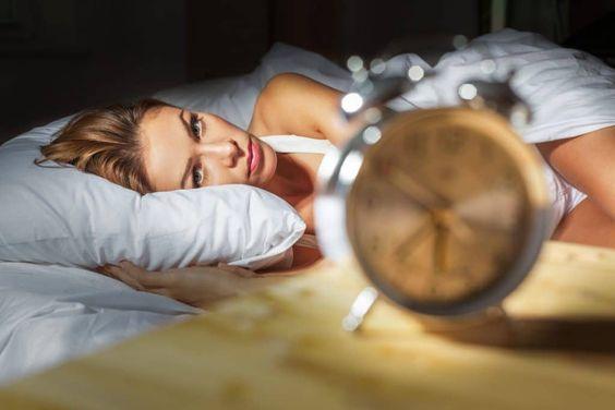 Come dormire bene quando cambia l’ora